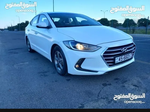 هونداي افانتي 2017 فحص كامل لون ابيض لؤلؤي بسعر مغري قابل للبدل