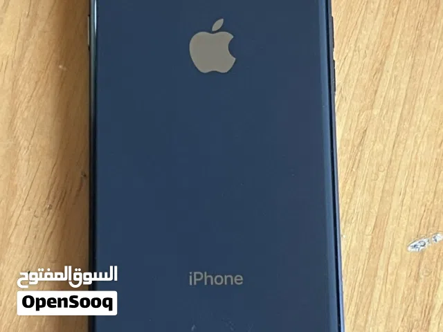 ايفون 8 قديم بس بحاله ممتازه ونظيف