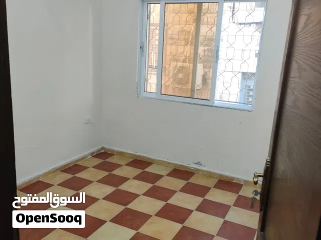 شقه فارغه للبيع سوبر ديلوكس مجمع الشيخ خليل بجانب مستشفى الاسلامي