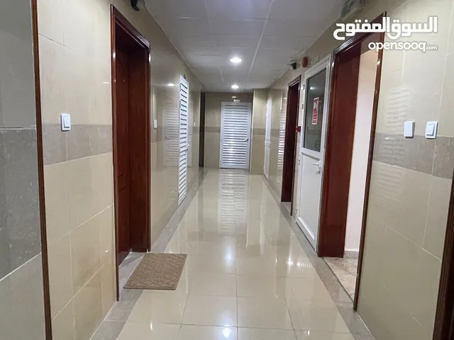 بناية ثلاث طوابق للبيع منطقة مويلح التجارية G+3 building for sale in muwailieh