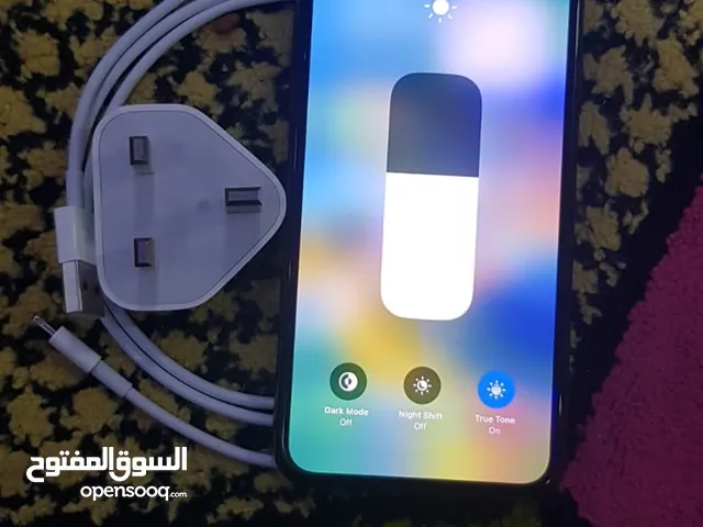 Apple iPhone X 64 GB in Northern Governorate