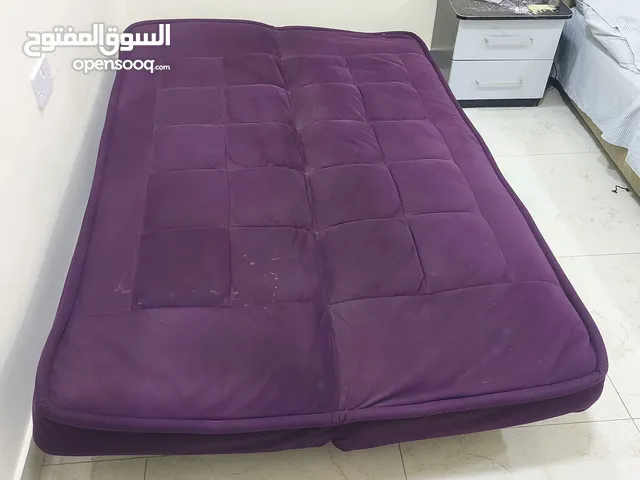 1sofacomebed and 1 King size 200x180 bed with out mattresFor sale