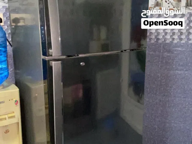 ثلاجه للبيع