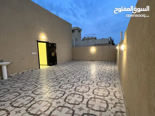 150 m2 5 Bedrooms Apartments for Sale in Jeddah Al Marikh
