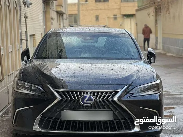 لكزز ES300H هايبرد لكجري موديل 2022