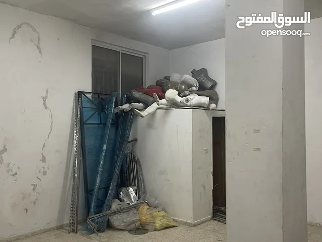 ثلاث مخازن للإبحار