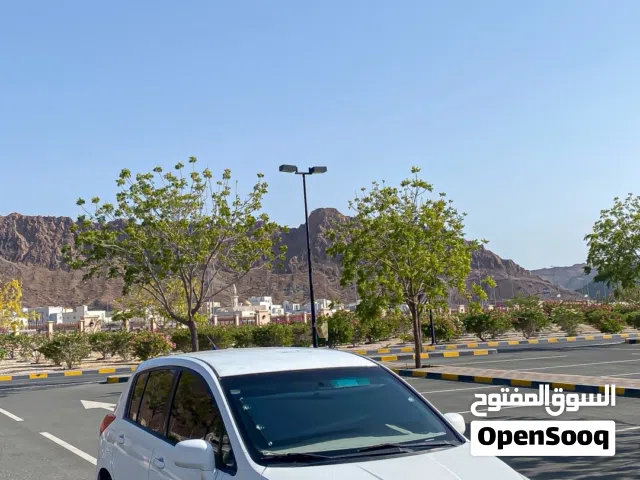 2009 نيسان فيرسا SV