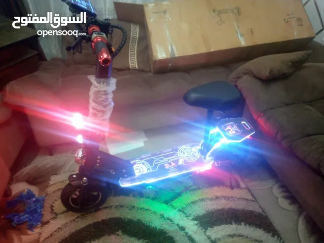 مطلوب اسكوترات شحن