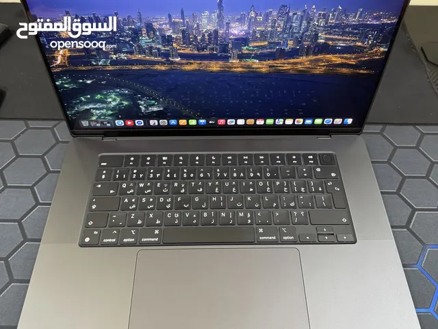 MacBook M3