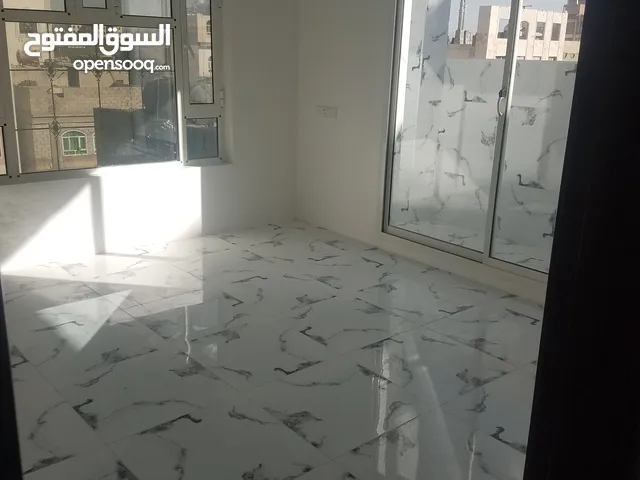 شقق روعه للبيع تمليك في شارع مجاهد