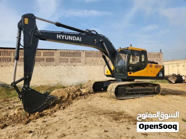 حفار 210 لأيجار اليومي والشهري