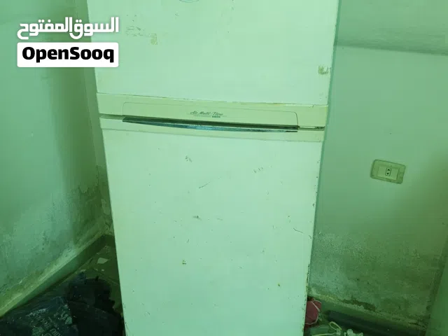 ثلاجه حجم كبير +ثلاجه صغيره شغل مكتب +باب الامنيوم ضرفتين سحاب