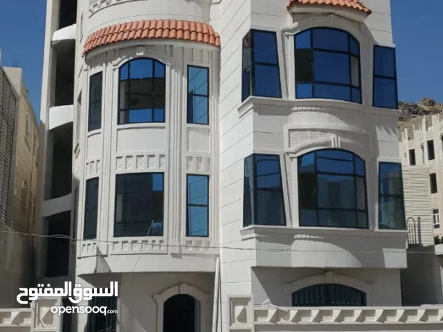 220 m2 More than 6 bedrooms Villa for Sale in Sana'a Hayi AlShabab Walriyada