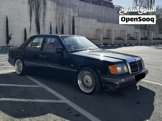 1991, مرسيدس بنز, الفئة-E, E 200