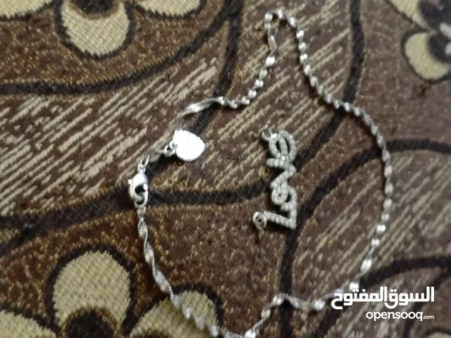 جميع القطع بسعر حرق 30دينار موجودات في اربد شارع بلاط الشهداء المهتم يتواصل اسعار تناسب الجميع ..
