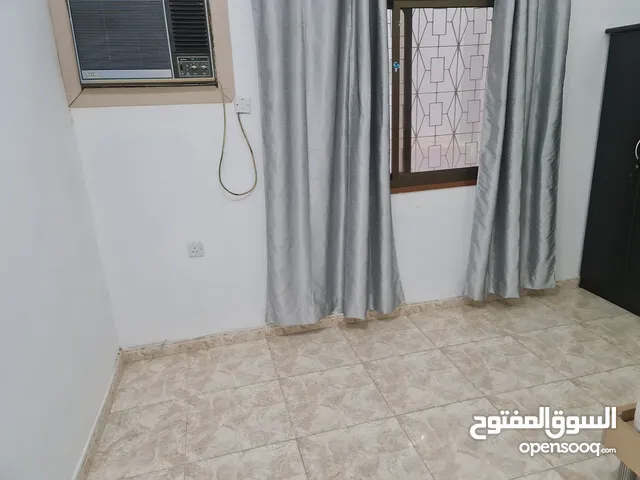 flat for rent in al hail south