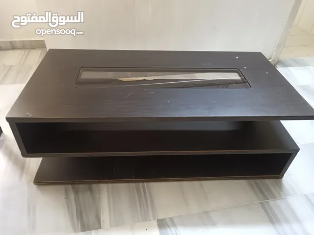 طاولات للبيع