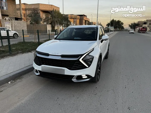 سبورتج 2024 خليجي نص فول السيارة جديده ضمان الشركة 5 سنوات نظيفة جدا