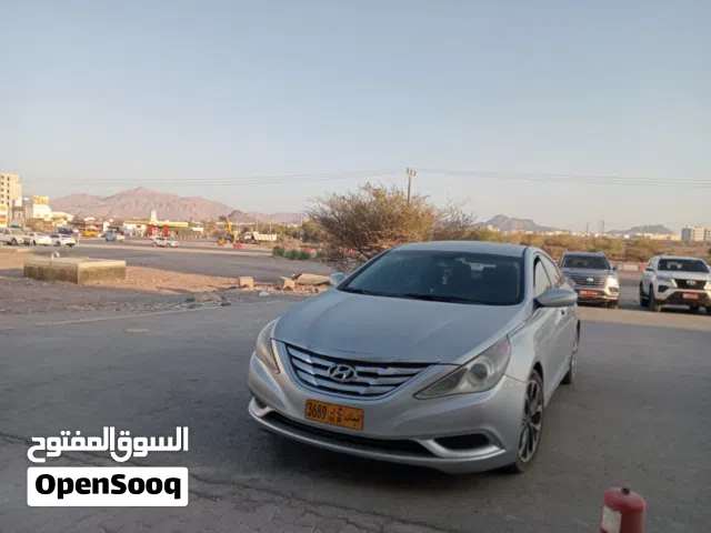 Used Hyundai Sonata in Al Dakhiliya