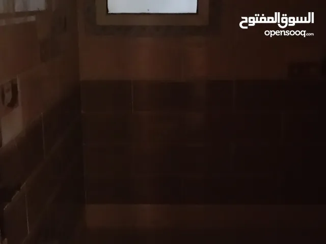 ايجار شقة سكنية ارضي مرتفع.   في كمبوند دار مصر حدائق اكتوبر