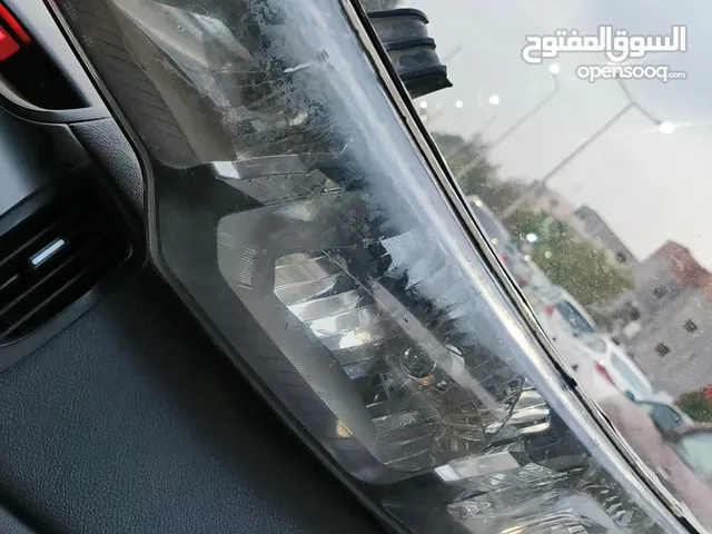 فنار كيا سيراتو 2012 يمين