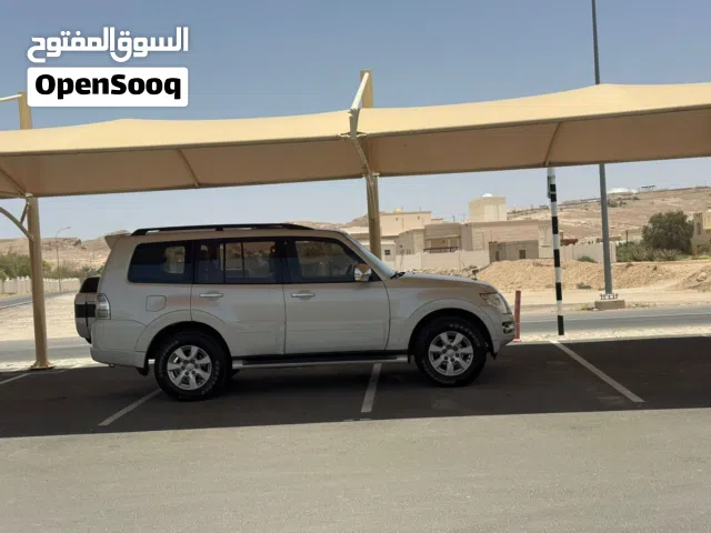 Used Mitsubishi Pajero in Al Dhahirah