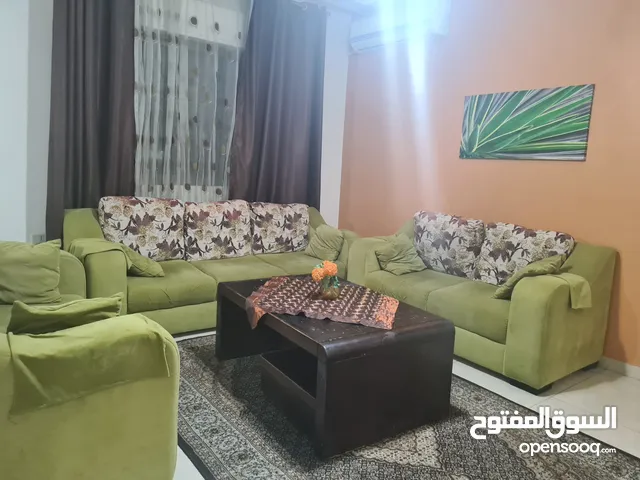 طقم كتب جلوس 7 مقاعد