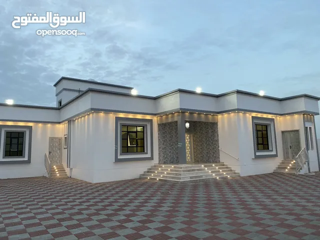 322 m2 4 Bedrooms Townhouse for Sale in Buraimi Al Buraimi