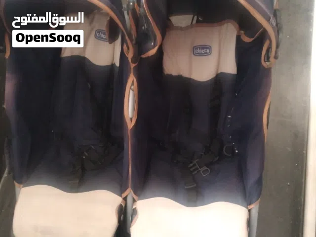 عرباية اطفال تؤام مستعمل بحال الوكاله للبيع ب 20 دينار الموقع اربد الحي الشرقي