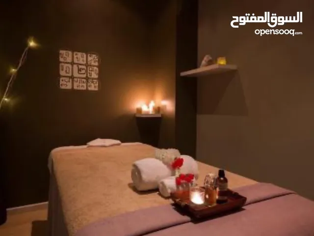 اسبا للبيع فى jvc فندق 4 نجوم شهير بدخل شهري 500,000 درهم