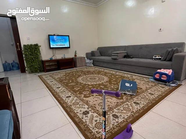 100 m2 2 Bedrooms Apartments for Rent in Doha Al Maamoura