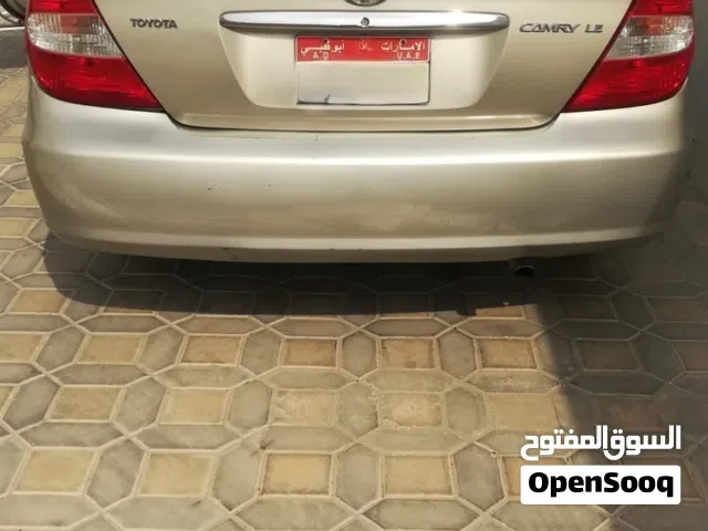 2004 تويوتا كامري LE