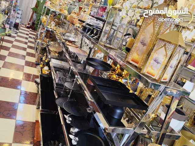 محل ادوات منزليه هدايا تحف فازات اطقم سفره كل ما يلزم المطبخ الرمثا /بالكامل