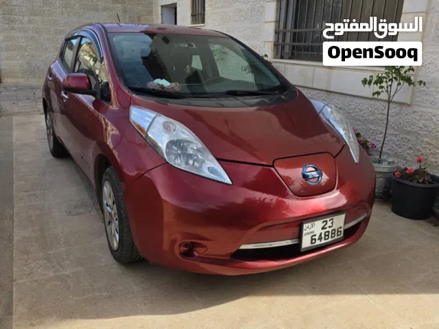 2015 نيسان ليف S