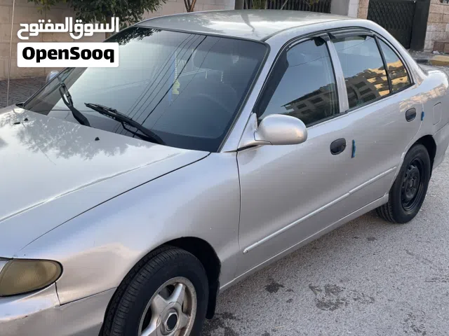 1997 هيونداي اكسنت Standard
