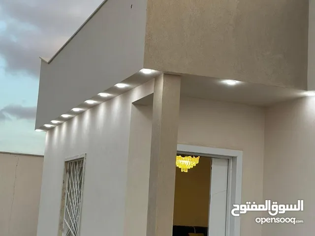 2 Bedrooms Chalet for Rent in Tripoli Tajura
