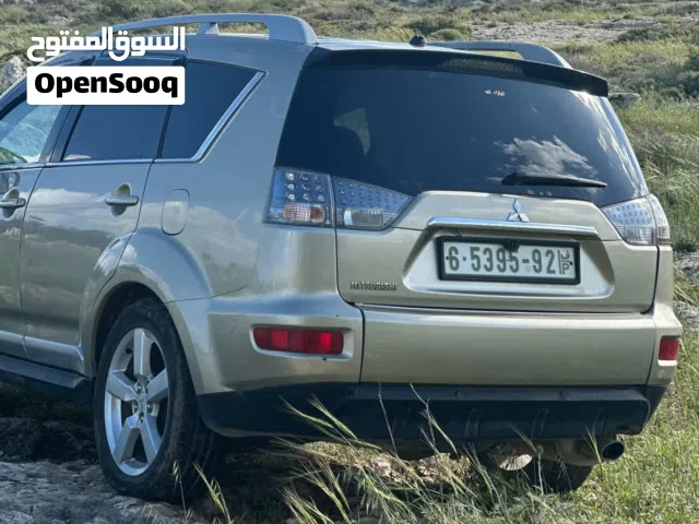 مستوبيشي اوتلندر متور 2000بنزين
