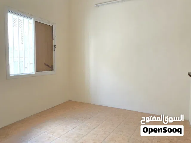 للايجار شقه في الحد شامل الكهرباء والماء