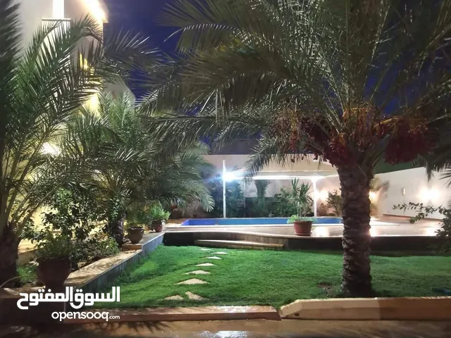 350 m2 More than 6 bedrooms Villa for Sale in Tripoli Tajura