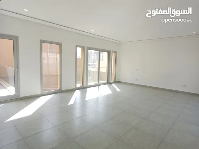 400 m2 4 Bedrooms Villa for Rent in Hawally Siddiq