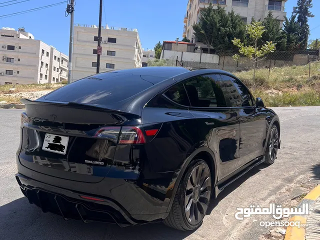 Tesla model y Performance 2021