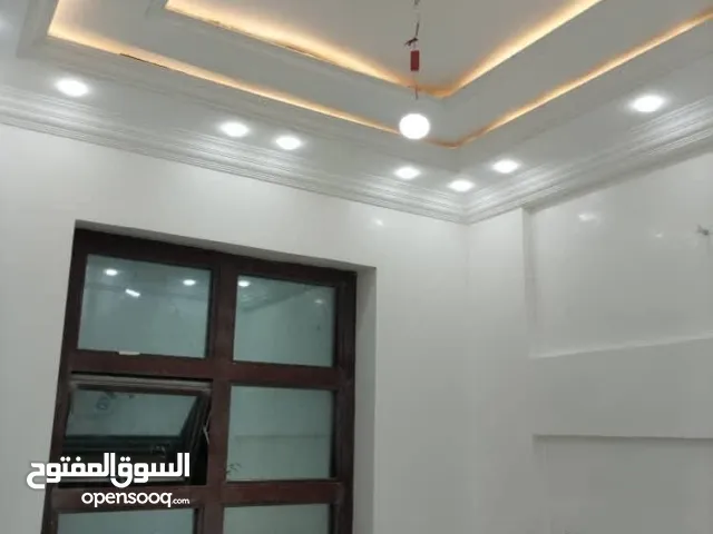 111188888 m2 4 Bedrooms Apartments for Sale in Ibb Other