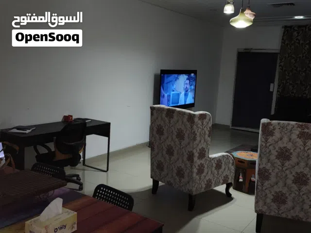 غرفة  للايجار داخل شقة ارضية مفروشة بالكامل بسلوى