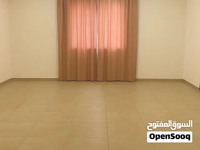 فيلا عصرية 3 غرف نوم  حديقة كبيرة  مسبح  مفروشة بالكامل