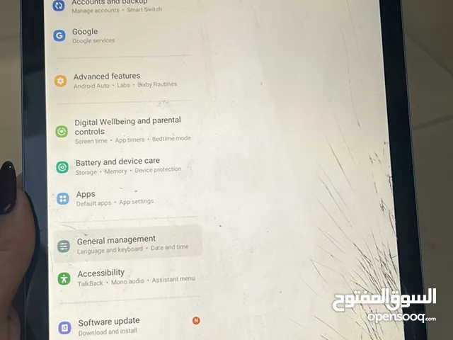 Galaxy tab s6 lite, very good condition just screens is broken . U can fix . No charger . As a new