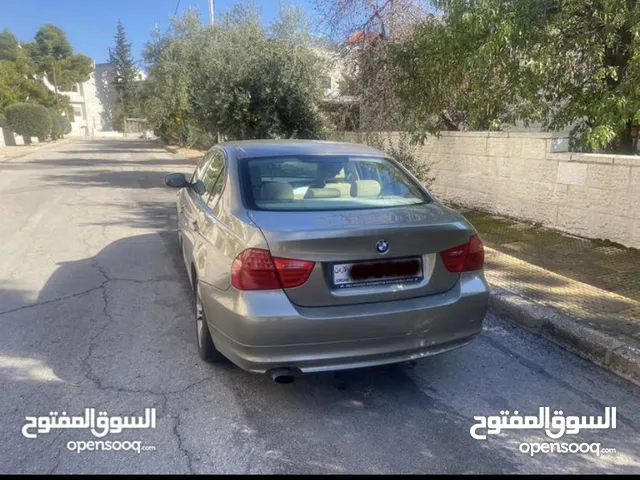 Bmw 316i Gold Full option in a very good condition