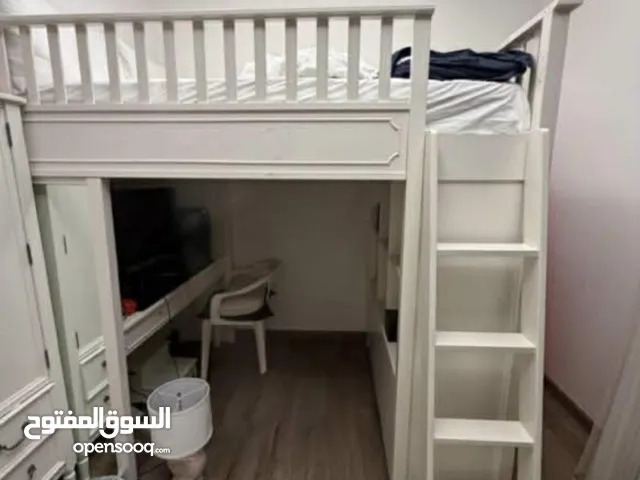 سرير من بوتري بارن