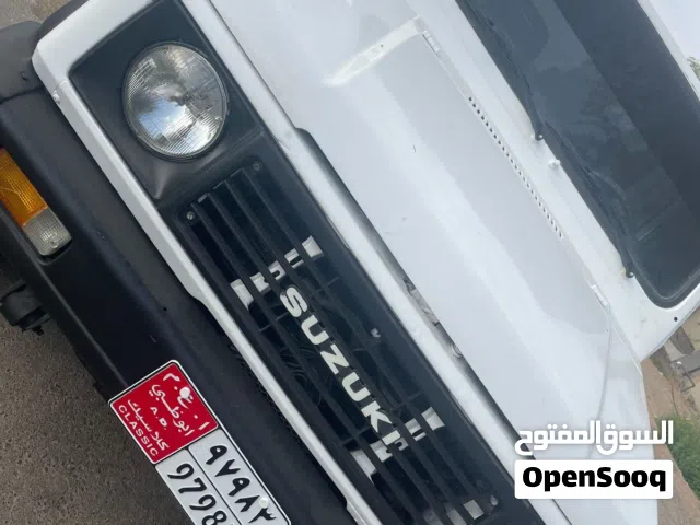 Suzuki samurai 1990