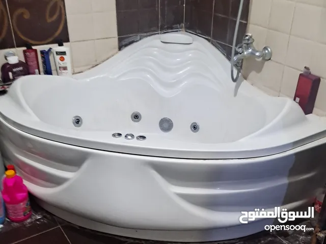 جاكوزي مستعمل للبيع بحالة ممتازة للبيع