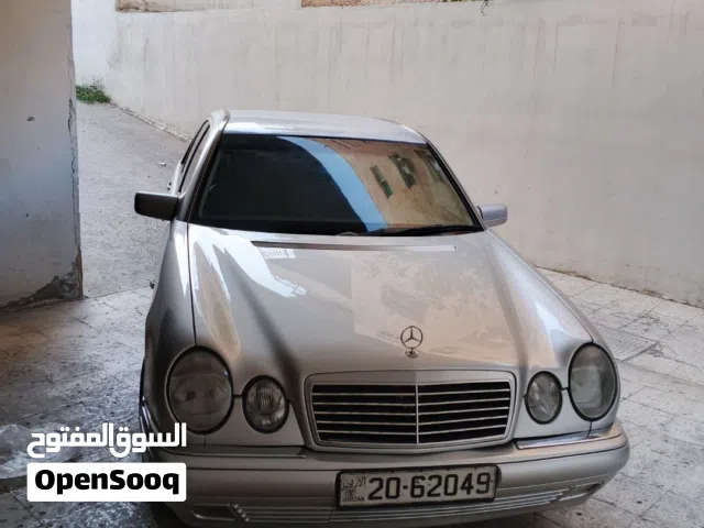 1999 Mercedes Benz E-Class E 200